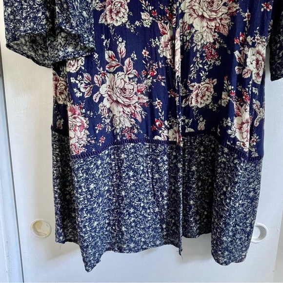 Dark Blue Floral Print Coverup, Loose Cardigan, Open Front Kimono size large - Picture 4 of 11